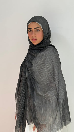 Black Ruffled Cotton - Tuline