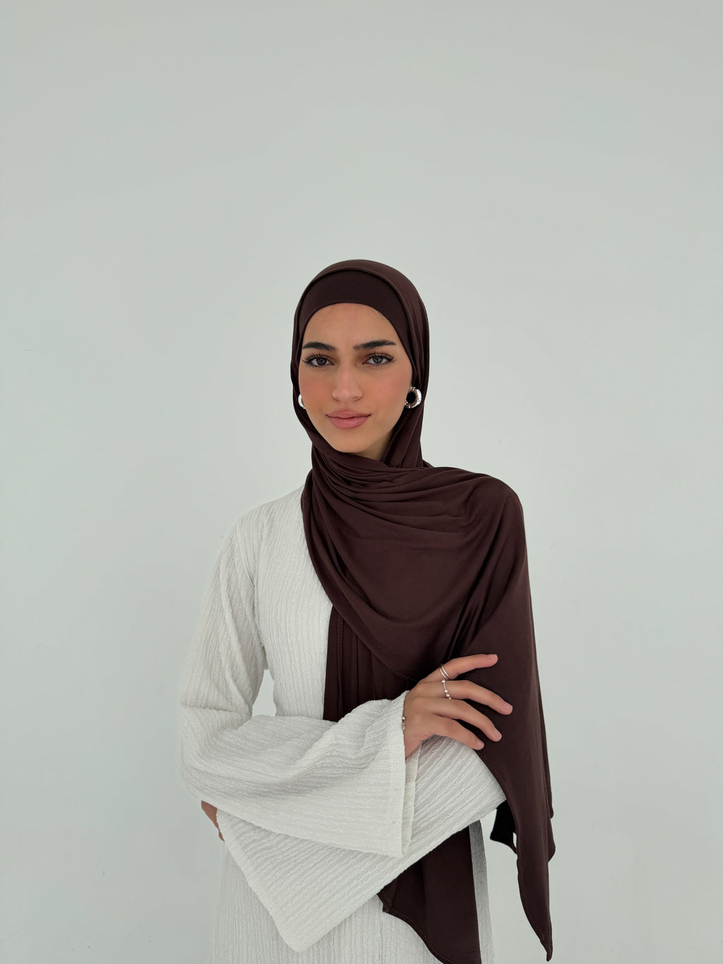 Brown jersey with bandana