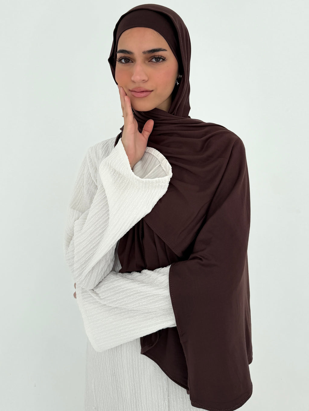 Brown jersey with bandana