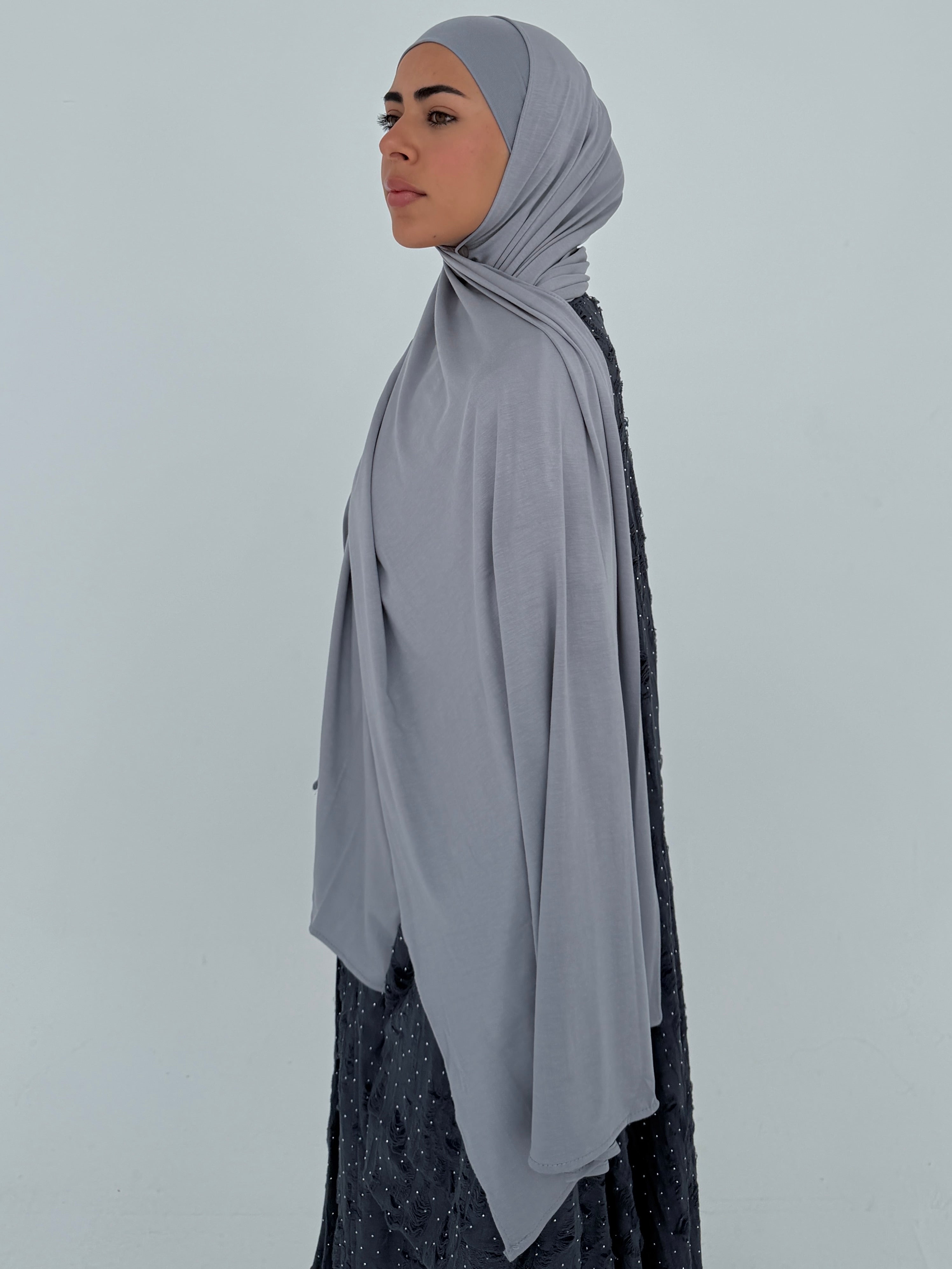 Grey jersey with bandana
