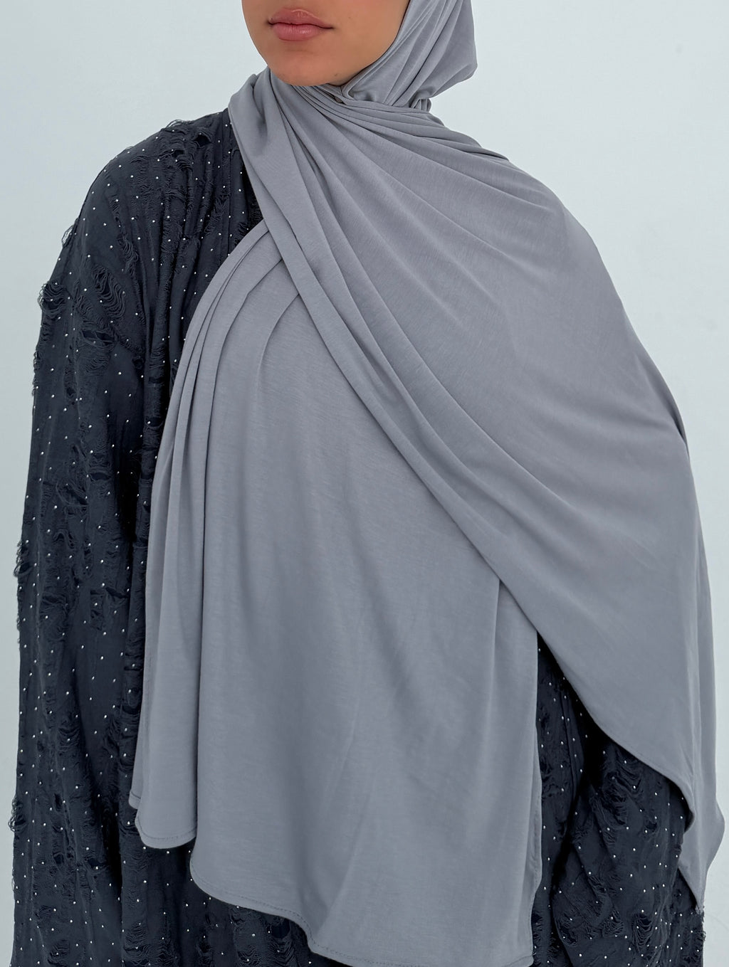 Grey jersey with bandana