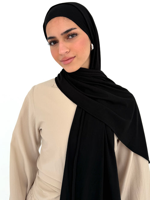 Black jersey with bandana