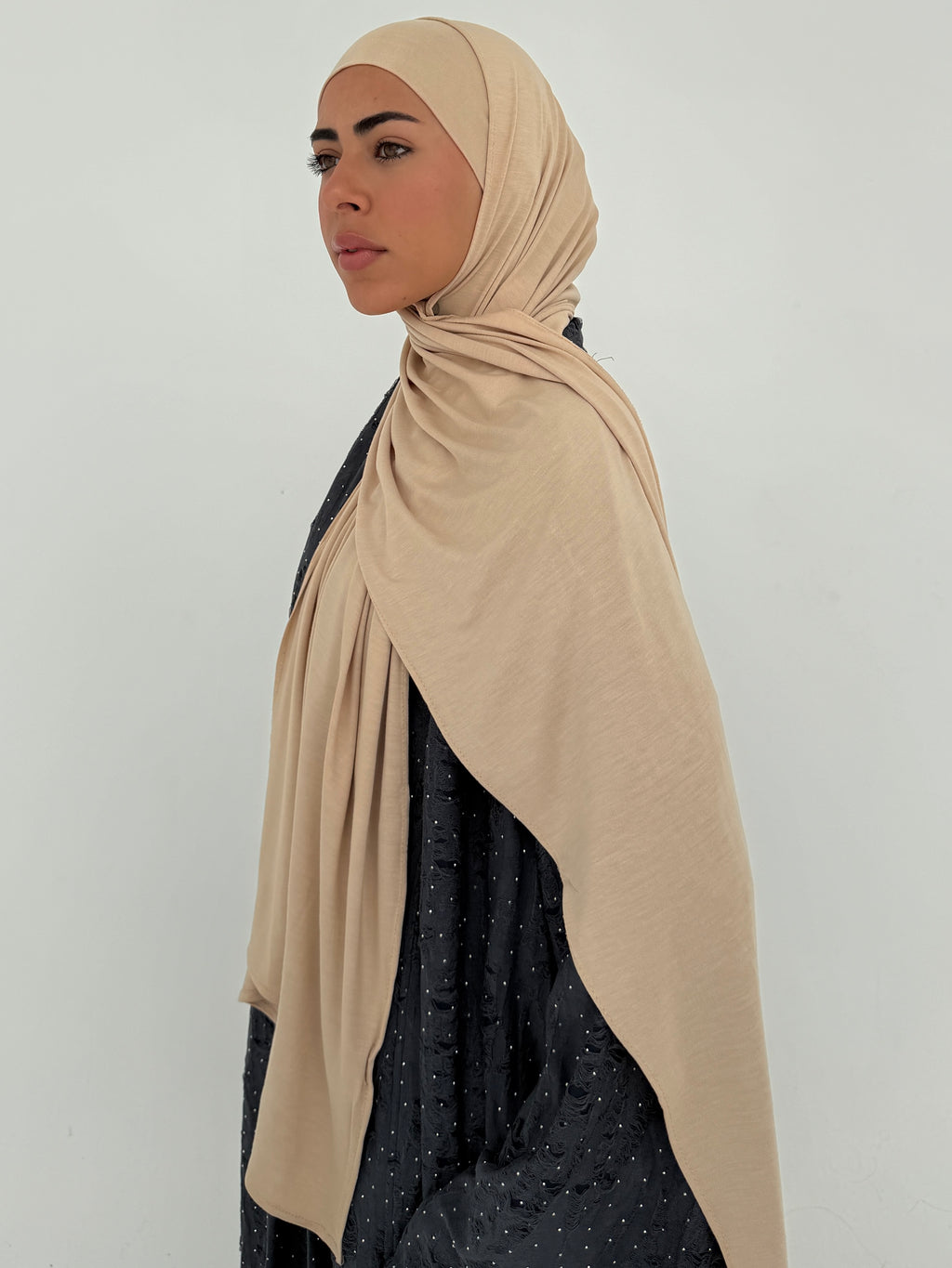 Beige jersey with bandana