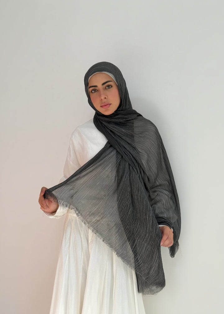 Black Ruffled Cotton - Tuline